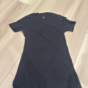 lululemon athletica Black Short Sleeve Tee